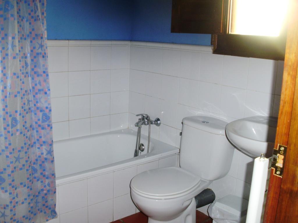 Hostal Venta Liara Allepuz 外观 照片